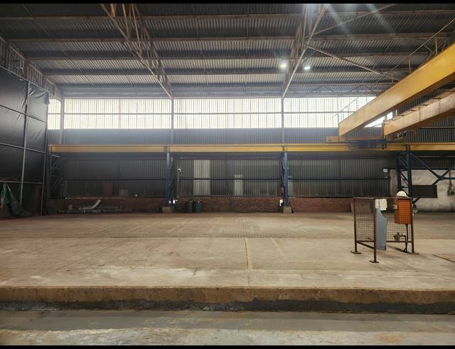 1,250M² FACTORY TO LET IN ROODEKOP